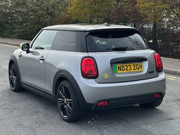 Used MINI Hatch 2023 for sale - 78236681: Photo