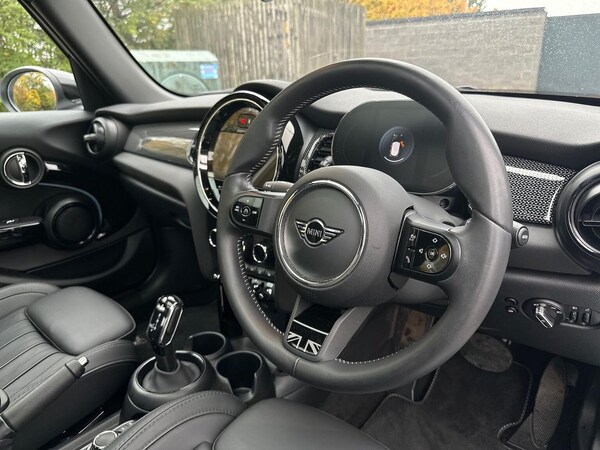 Used MINI Hatch 2024 for sale - 76263275: Photo 9