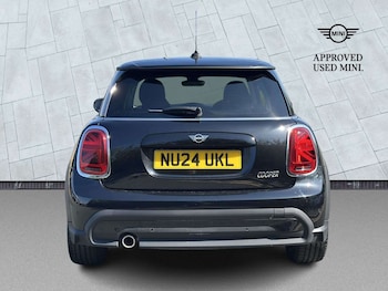 Used MINI Hatch 2024 for sale - 79404675: Photo