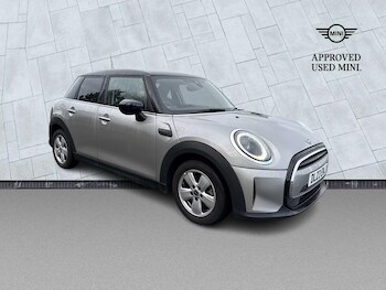 2023 - 1.5 Cooper Classic Premium 5Dr Auto