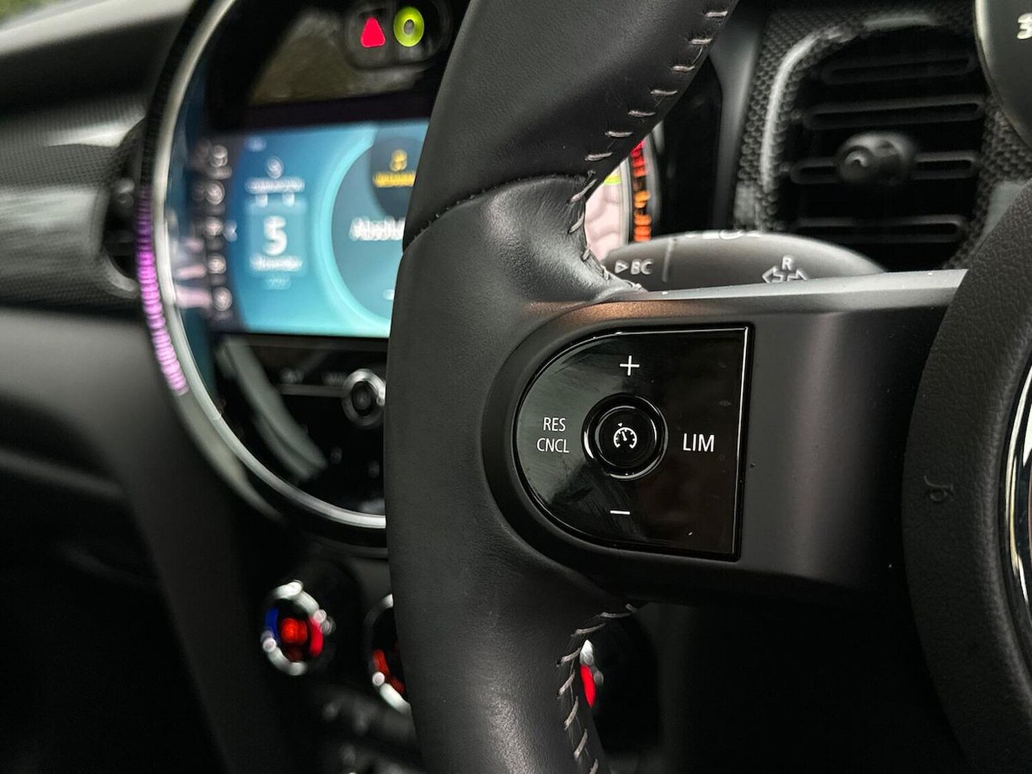 Used MINI Hatch 2023 for sale - 76490642: Photo 25