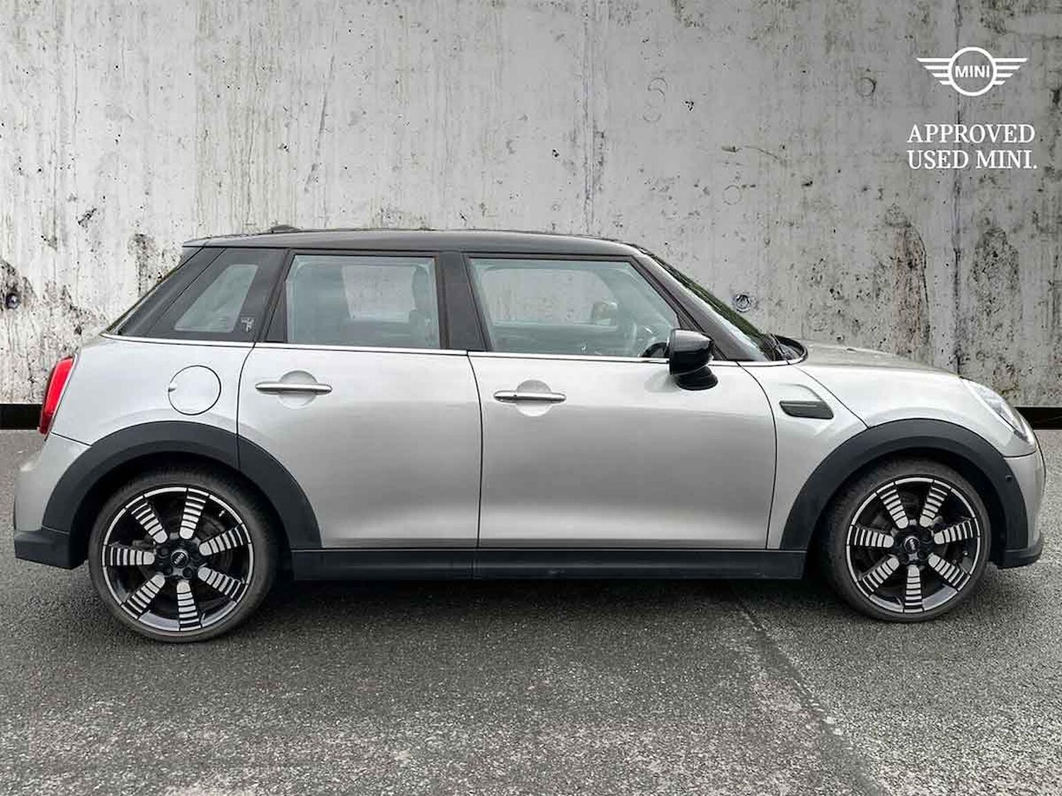 Used MINI Hatch 2023 for sale - 76490642: Photo 3