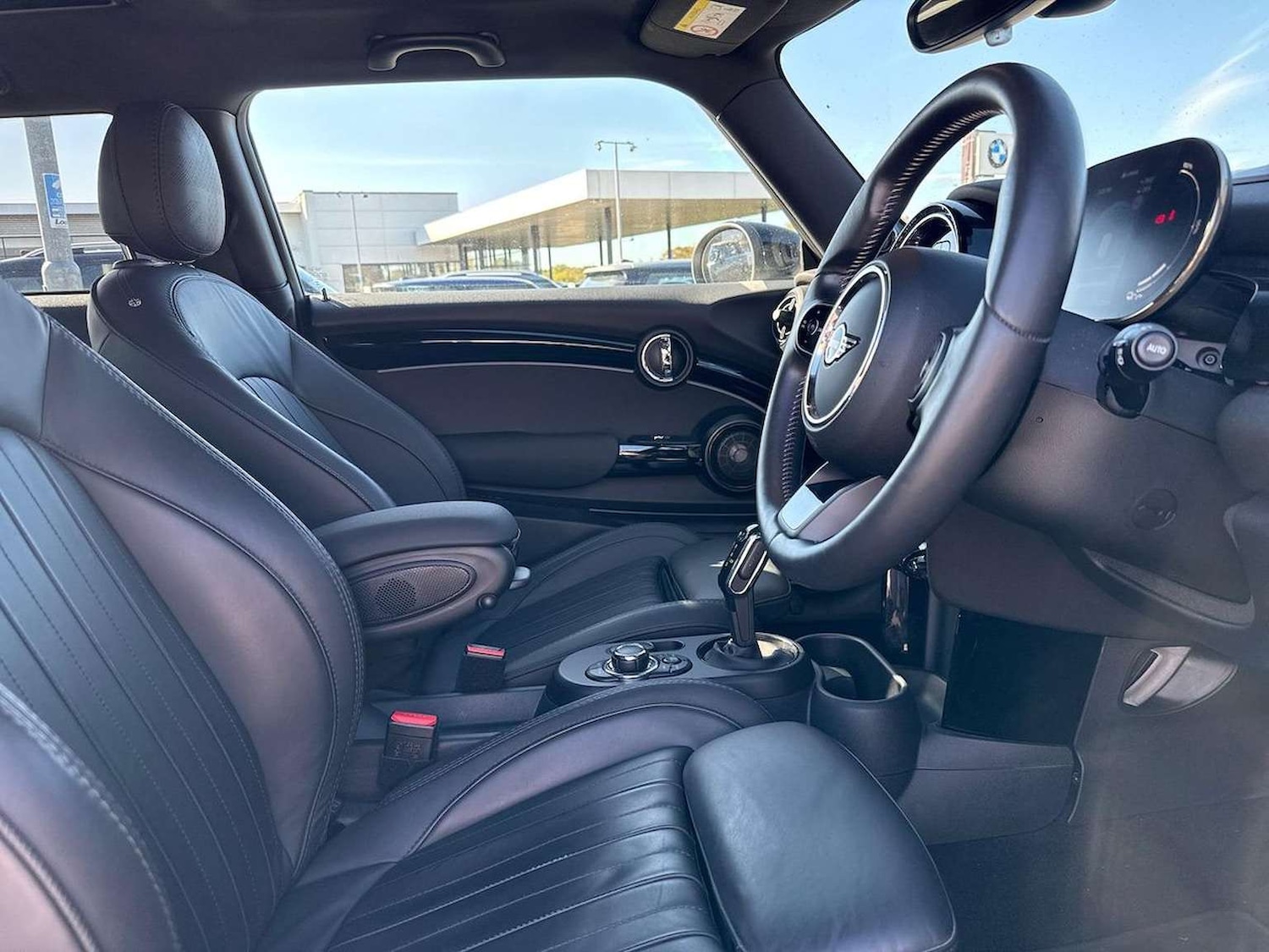 Used MINI Electric Hatch 2022 for sale - 76596533: Photo 21