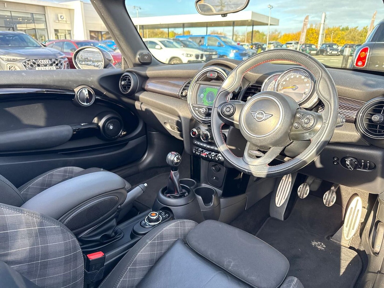 Used MINI Convertible 2019 for sale - 76353661: Photo 15