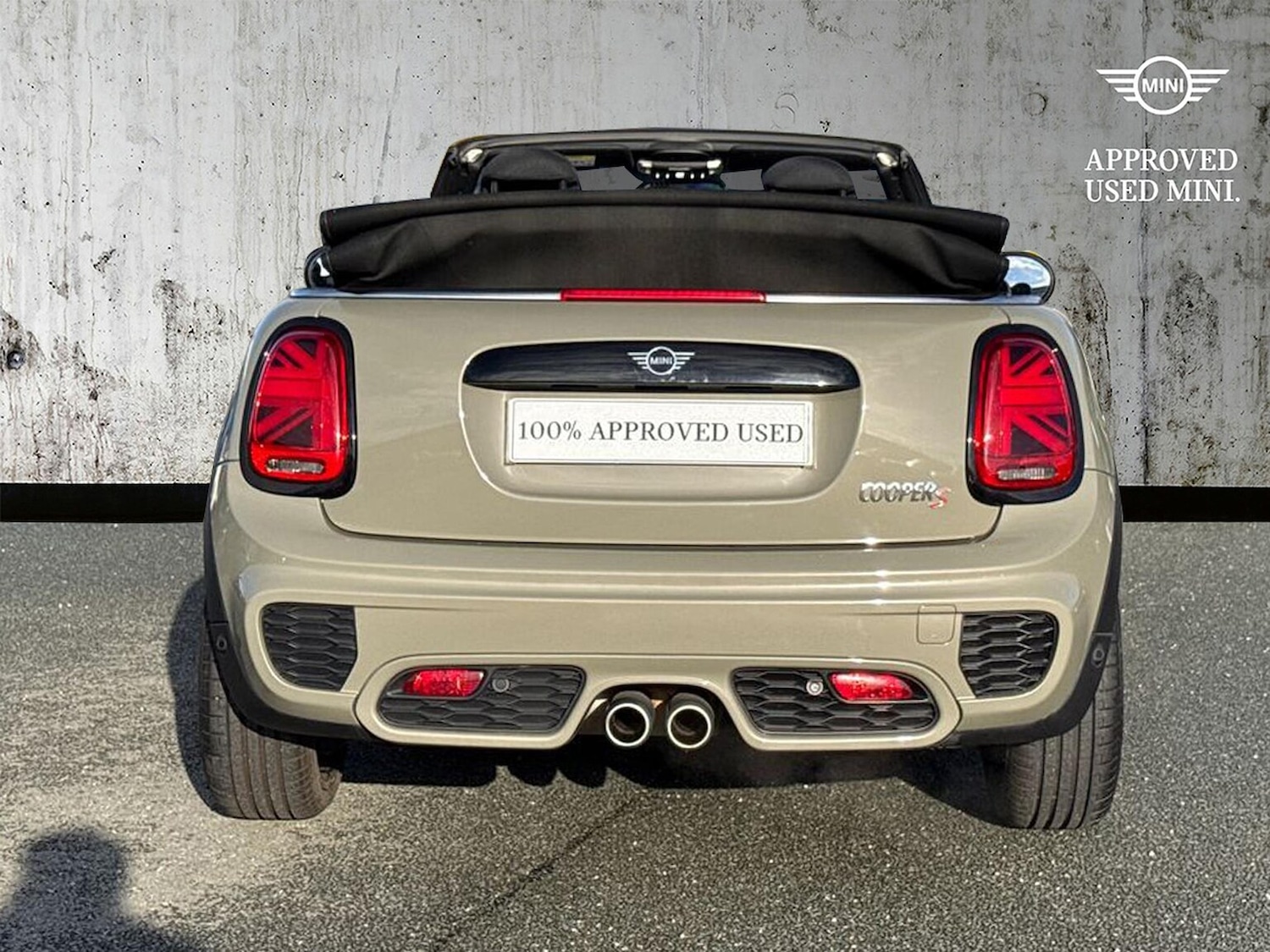 Used MINI Convertible 2019 for sale - 76353661: Photo 4