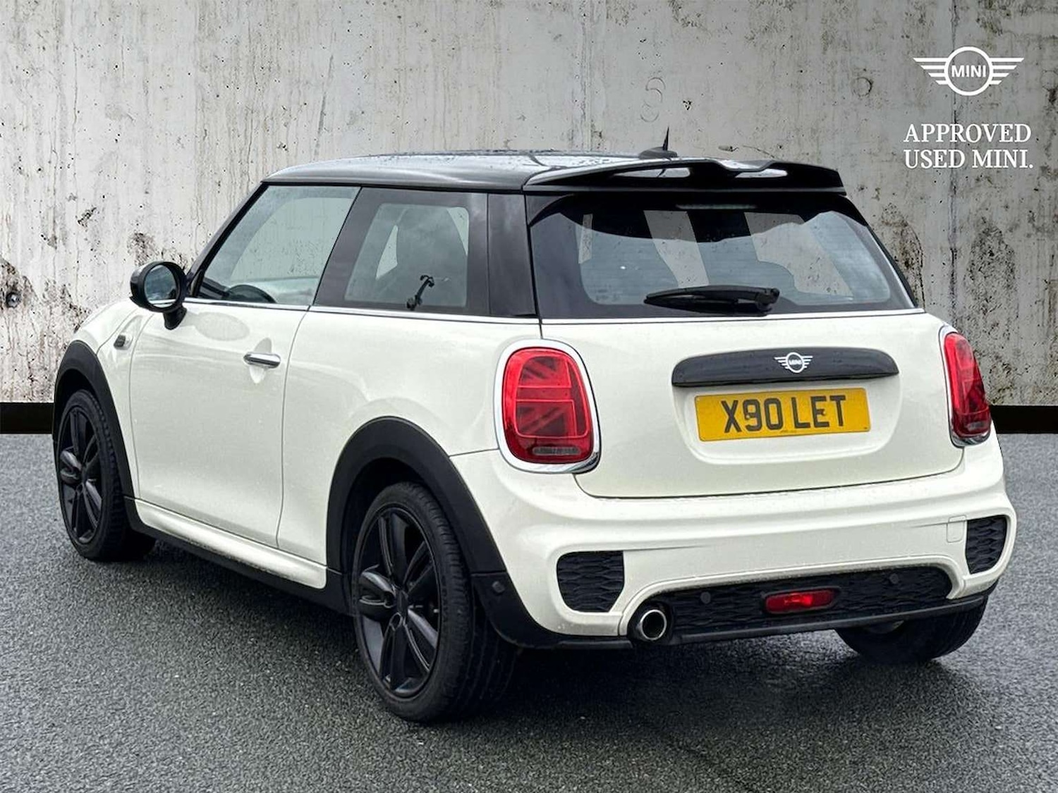 Used MINI Cooper 2018 for sale - 76596279: Photo 2