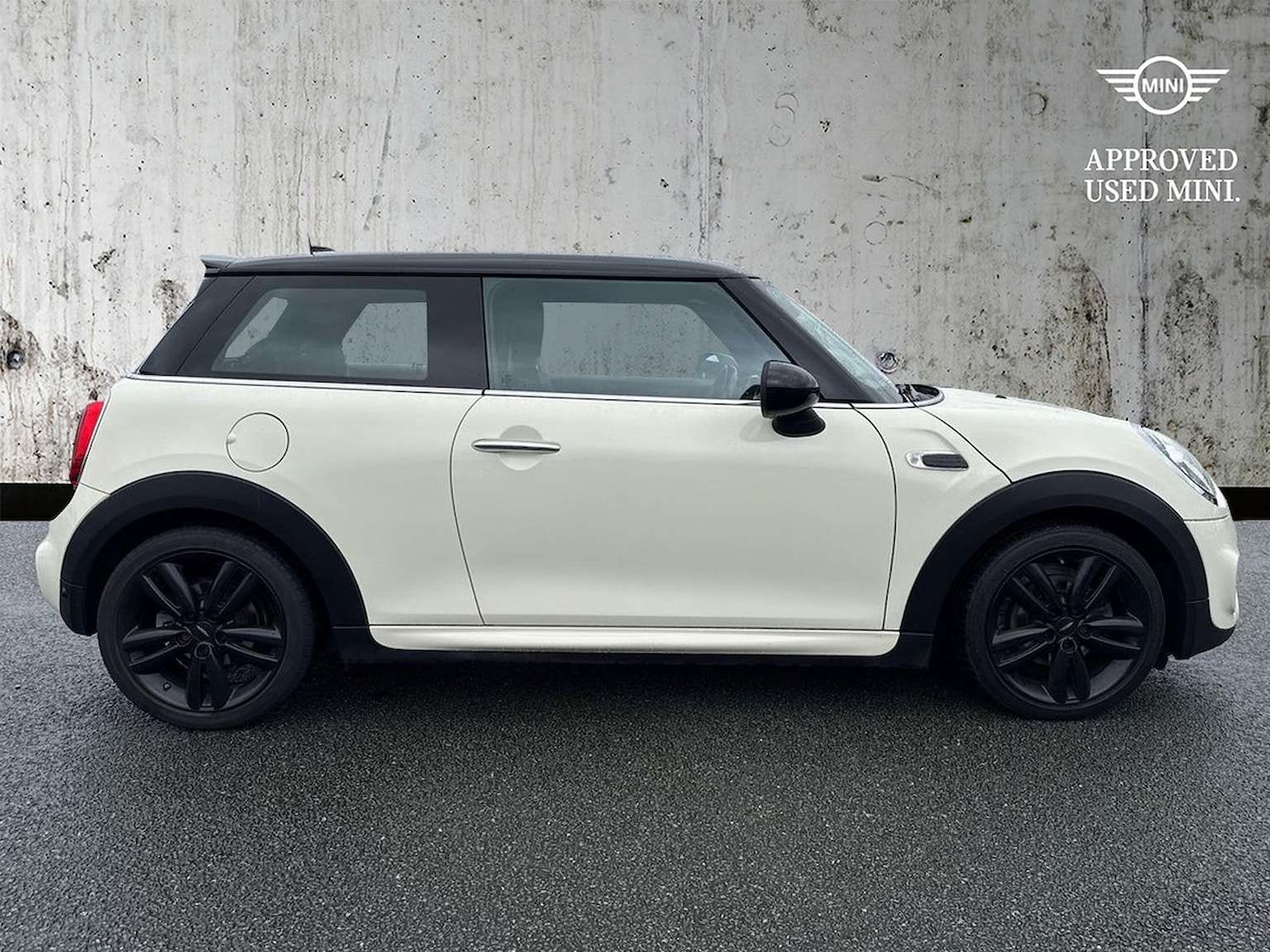 Used MINI Cooper 2018 for sale - 76596279: Photo 3