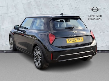 Used MINI Cooper 2025 for sale - 79365991: Photo