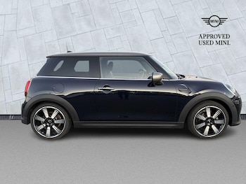 Used MINI Hatch 2023 for sale - 76785192: Photo
