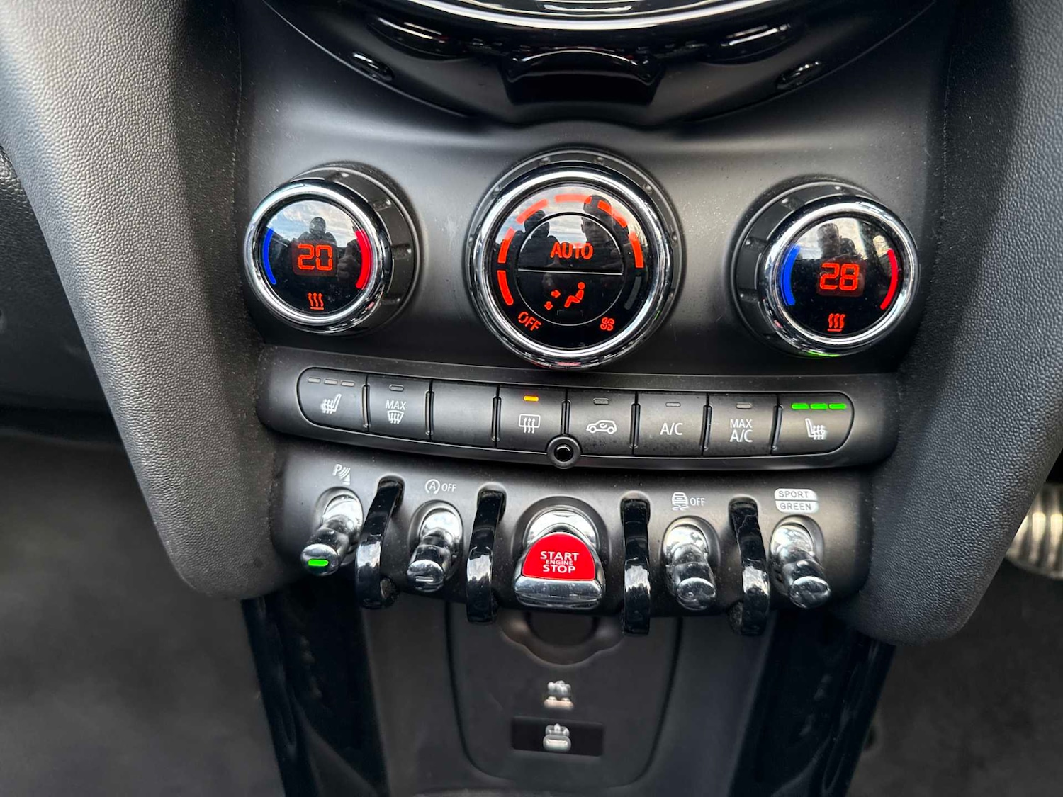 Used MINI Convertible 2024 for sale - 77488357: Photo 12