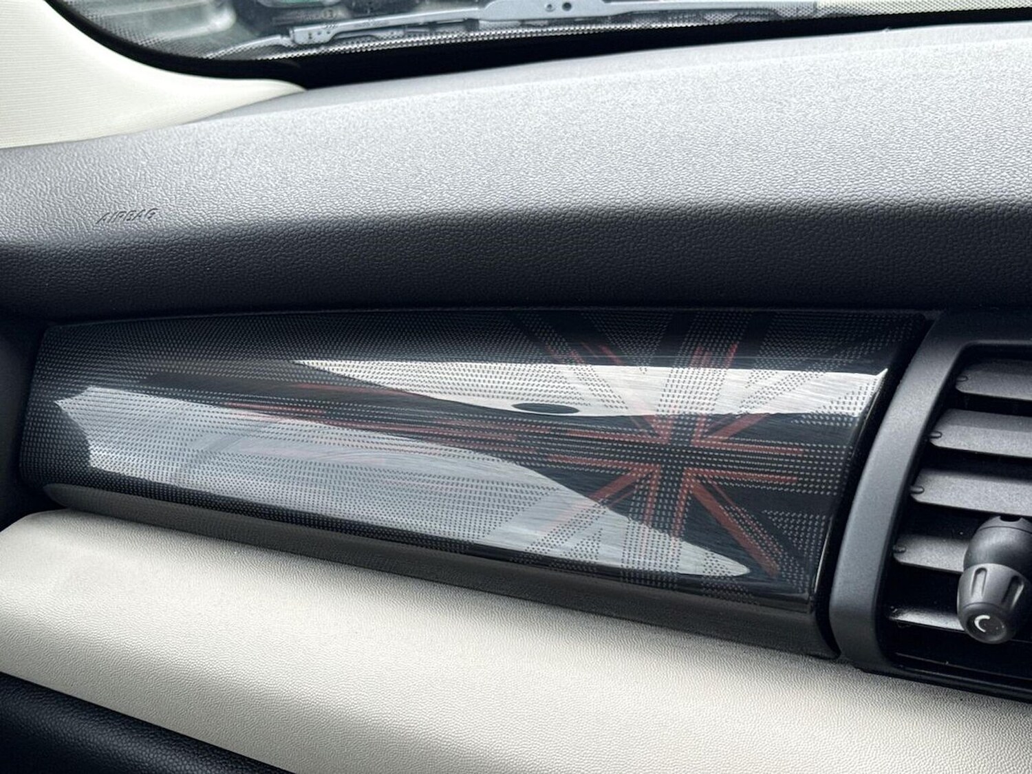 Used MINI Hatch 2020 for sale - 76450537: Photo 24