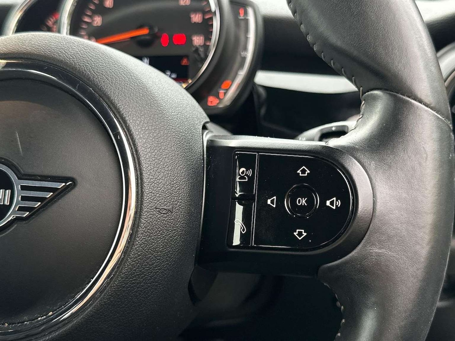 Used MINI Hatch 2021 for sale - 76596468: Photo 26