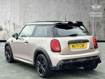 Used MINI Hatch 2021 for sale - 76596468: Photo