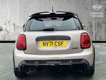 Used MINI Hatch 2021 for sale - 76596468: Photo