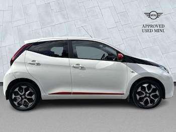 Used Toyota AYGO 2020 for sale - 79439089: Photo
