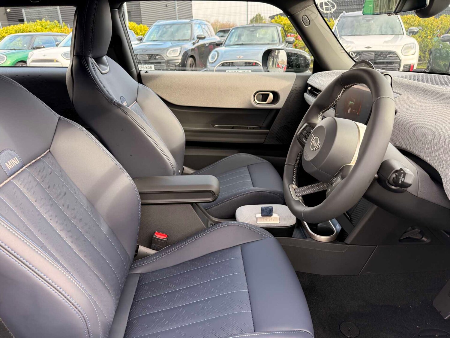 Used MINI Cooper 2026 for sale - 77946133: Photo 11