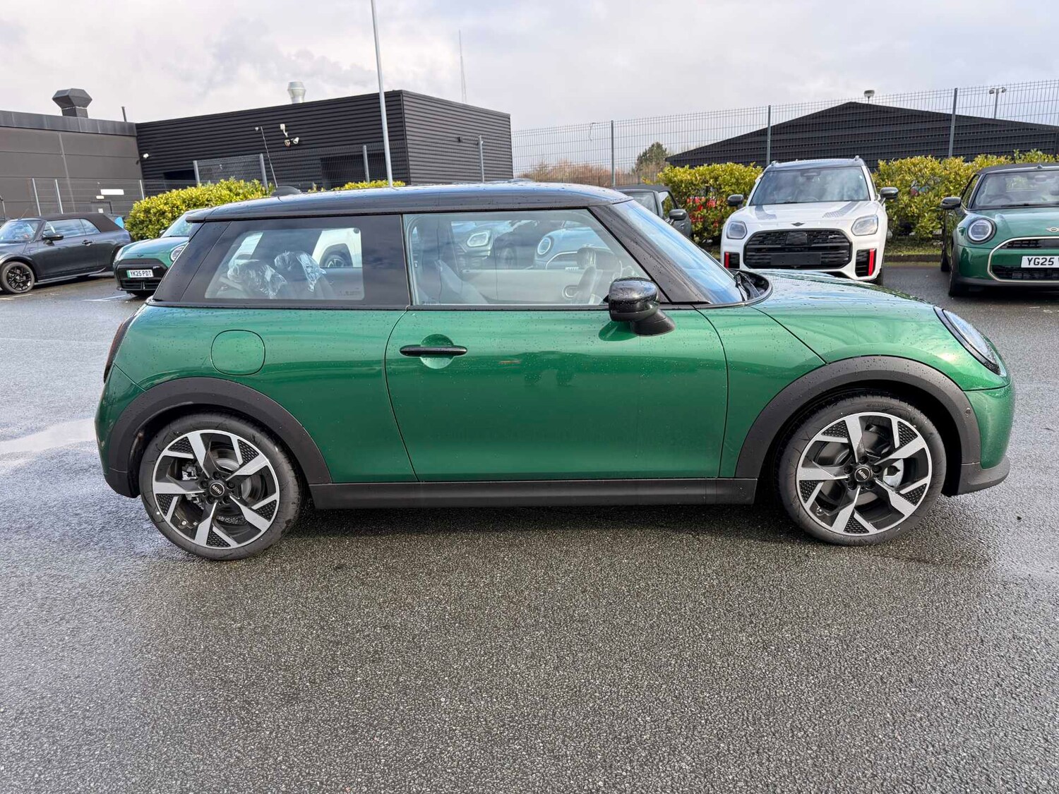 Used MINI Cooper 2026 for sale - 77946133: Photo 9