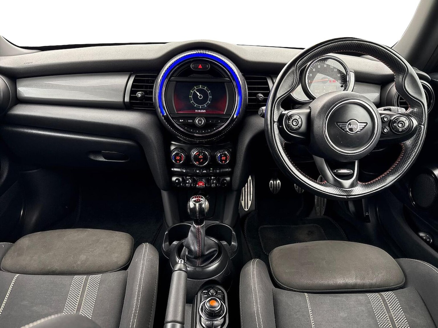 Used MINI Hatch 2018 for sale - 76536672: Photo 8