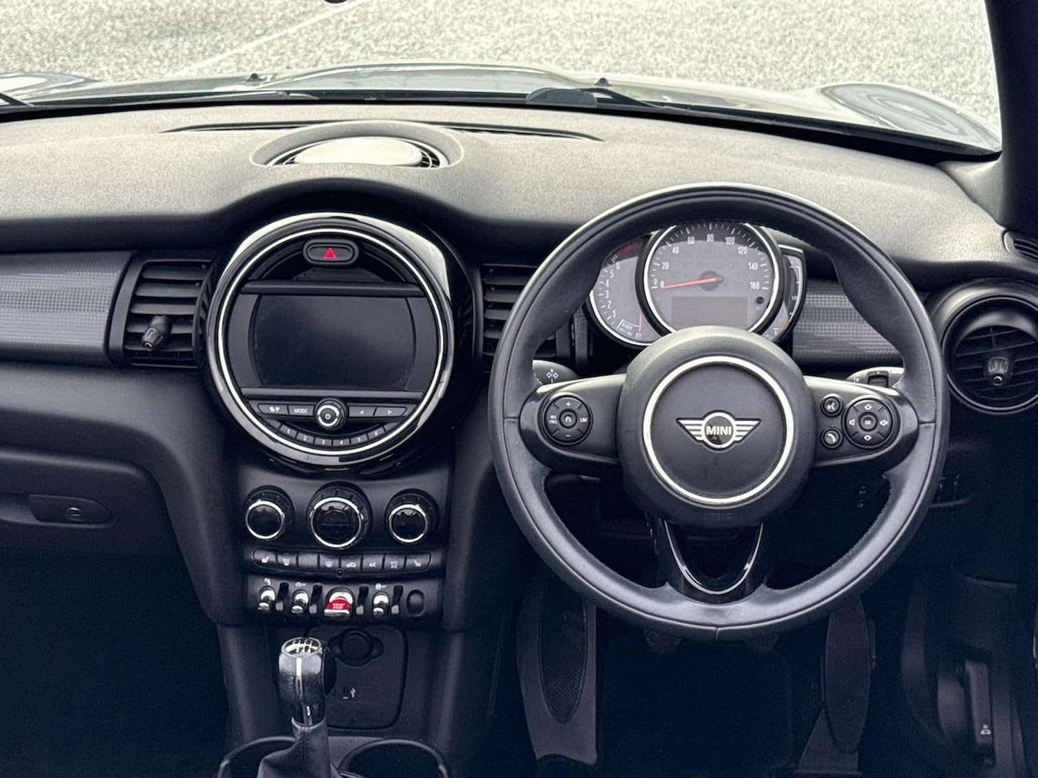 Used MINI Convertible 2019 for sale - 76596170: Photo 10