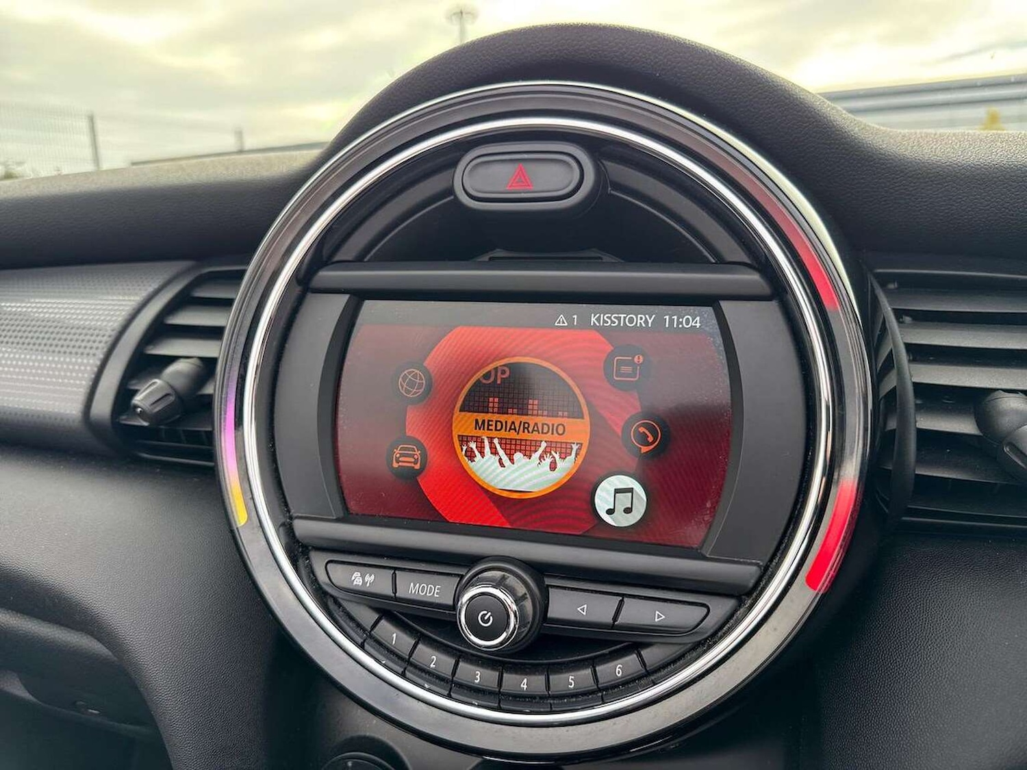 Used MINI Convertible 2019 for sale - 76596170: Photo 12