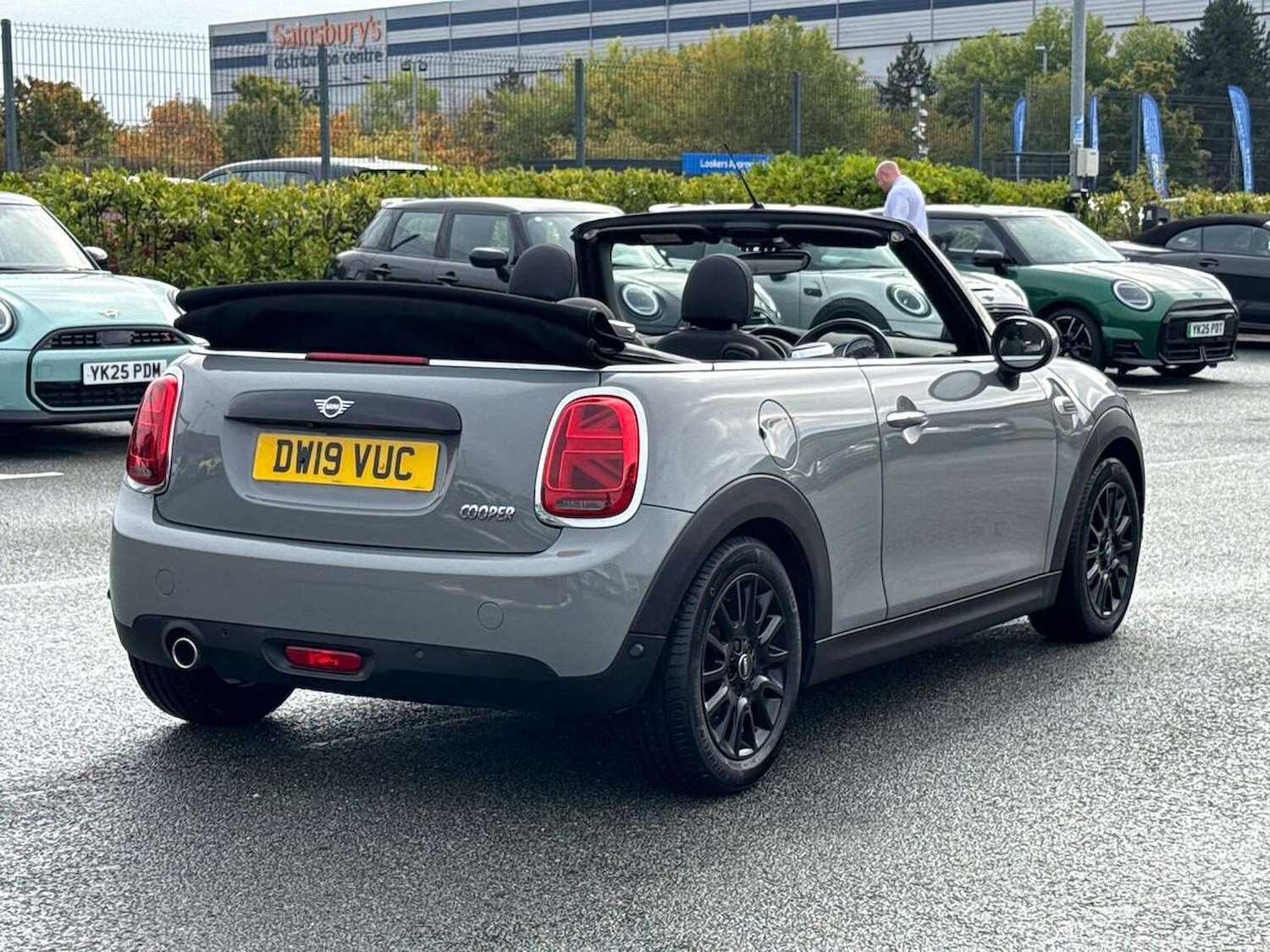 Used MINI Convertible 2019 for sale - 76596170: Photo 19
