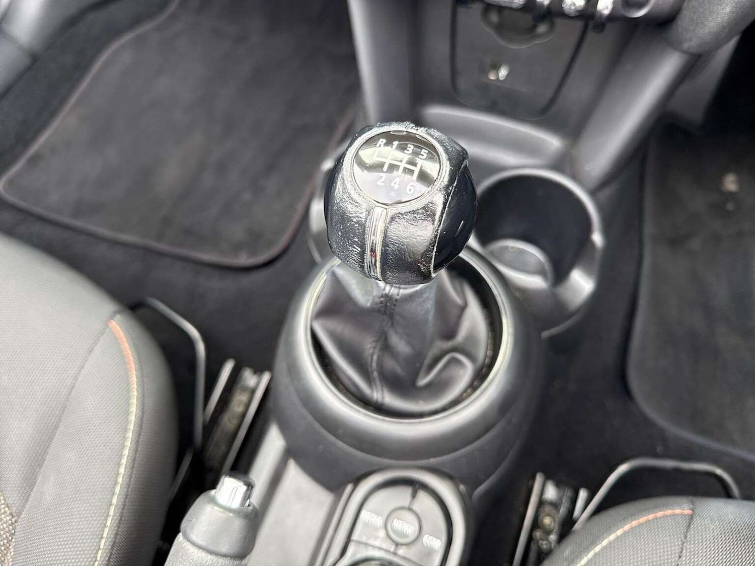 Used MINI Convertible 2019 for sale - 76596170: Photo 23