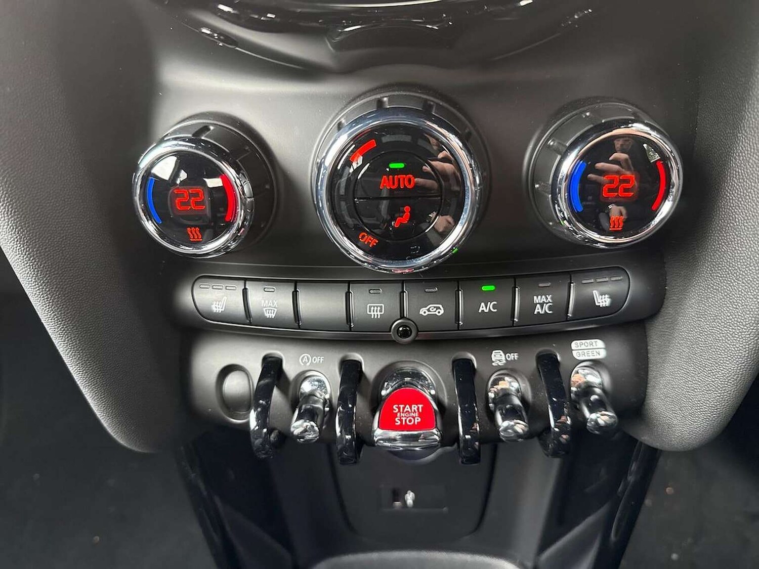 Used MINI Hatch 2023 for sale - 76596352: Photo 12