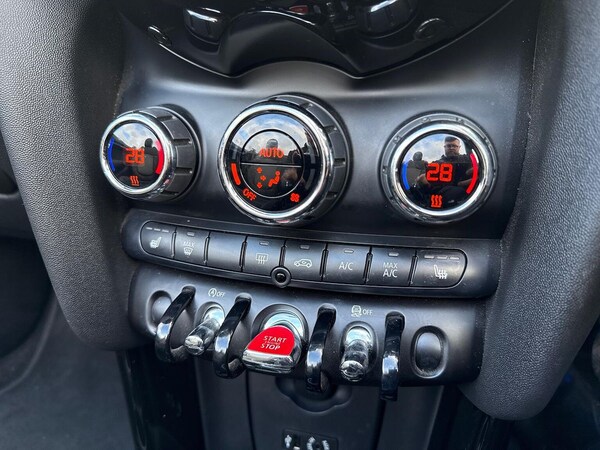 Used MINI Convertible 2017 for sale - 76324698: Photo 12
