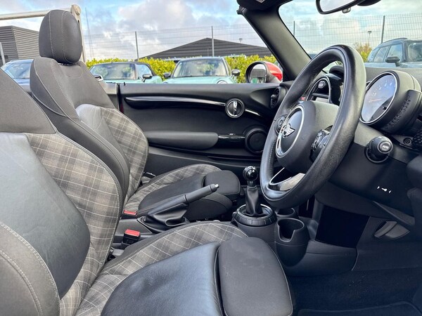 Used MINI Convertible 2017 for sale - 76324698: Photo 21