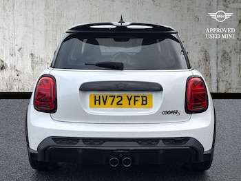 Used MINI Hatch 2023 for sale - 76450526: Photo