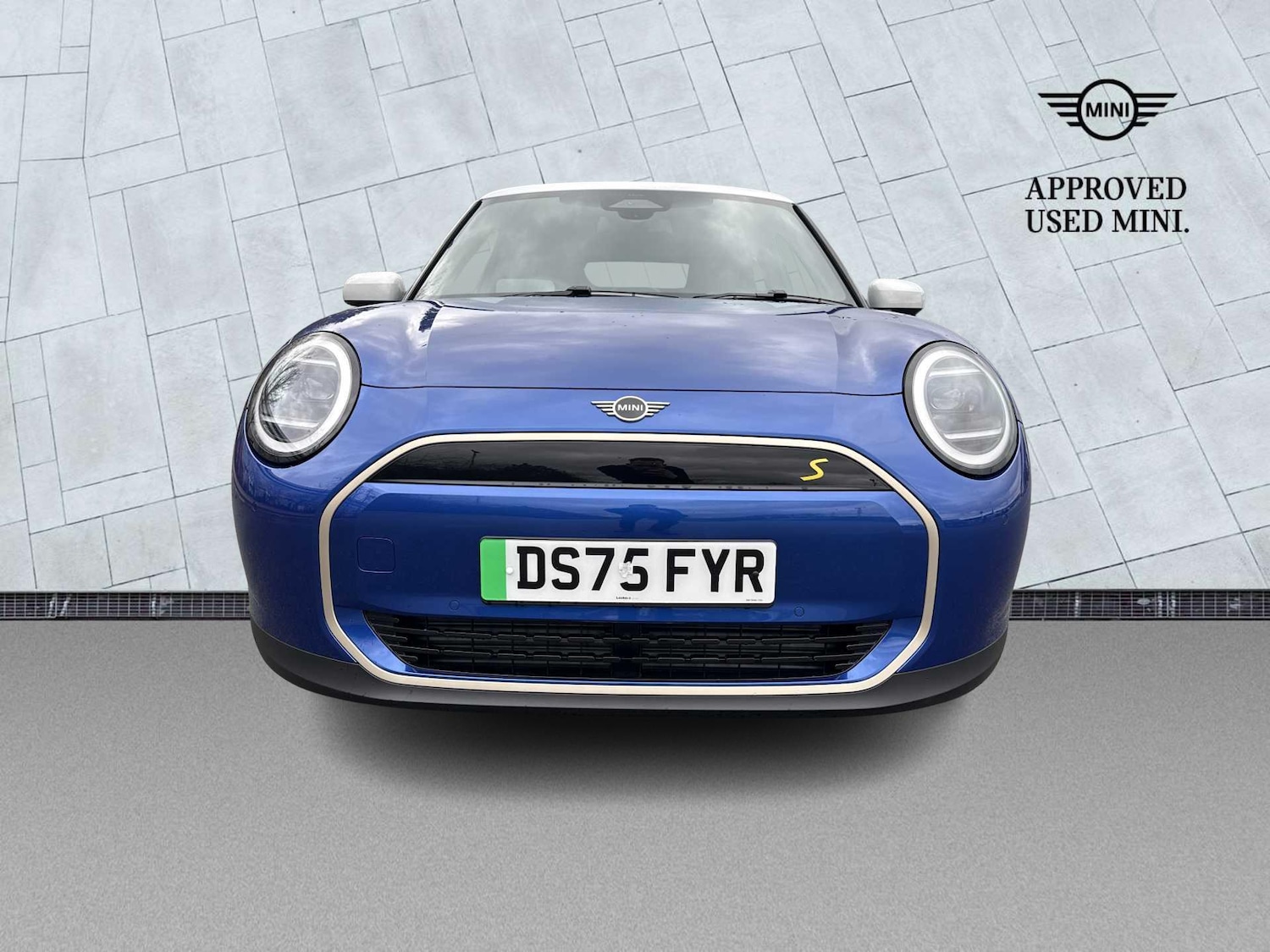 Used MINI Cooper 2025 for sale - 77954104: Photo 5