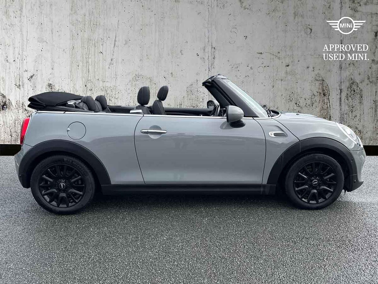 Used MINI Convertible 2019 for sale - 76142945: Photo 4