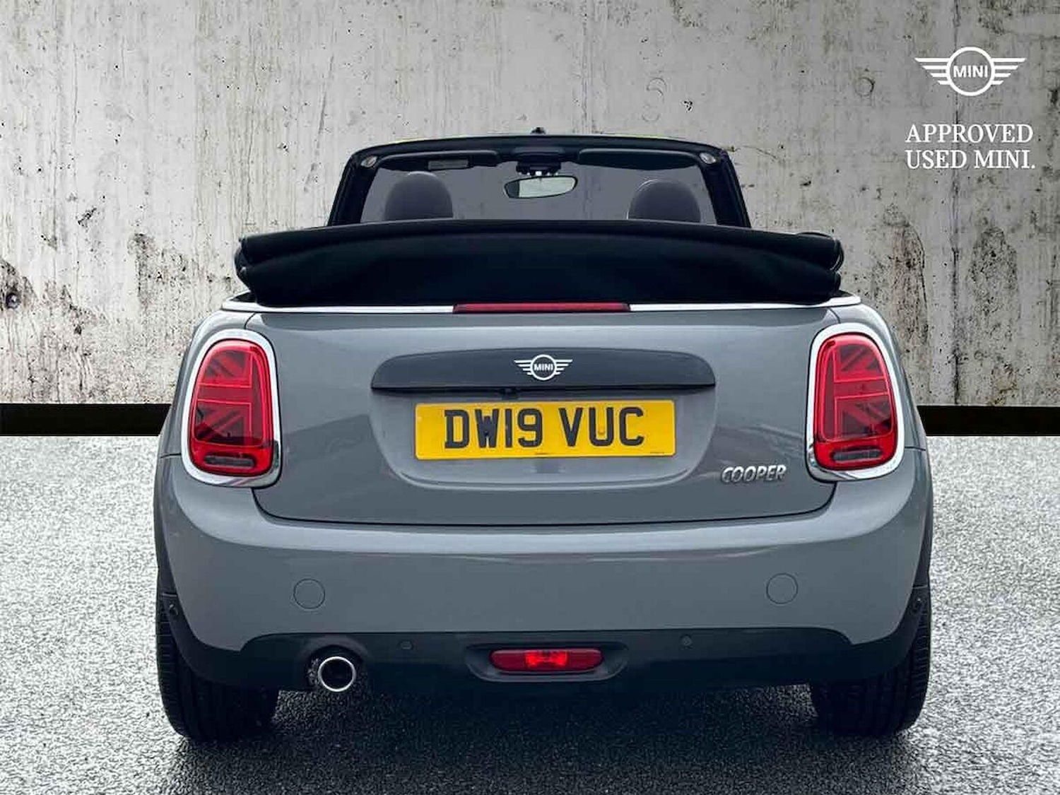 Used MINI Convertible 2019 for sale - 76142945: Photo 5