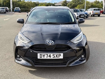 Used Toyota Yaris 2024 for sale - 79439020: Photo
