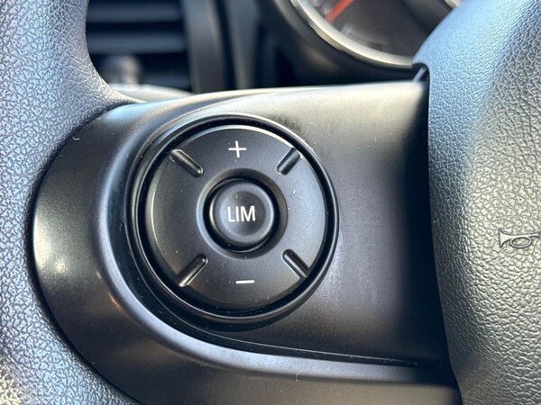 Used MINI Hatch 2018 for sale - 76030429: Photo 26