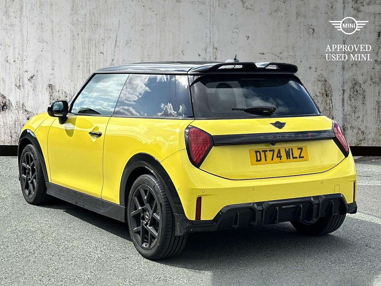 Used MINI Cooper 2025 for sale - 76596350: Photo 3