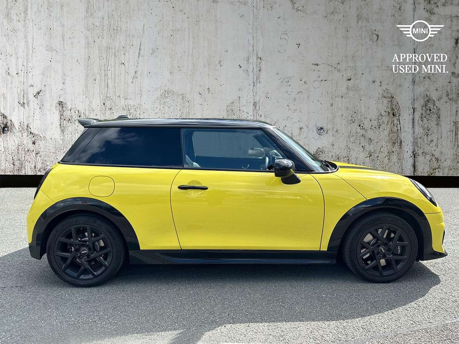 Used MINI Cooper 2025 for sale - 76596350: Photo 4