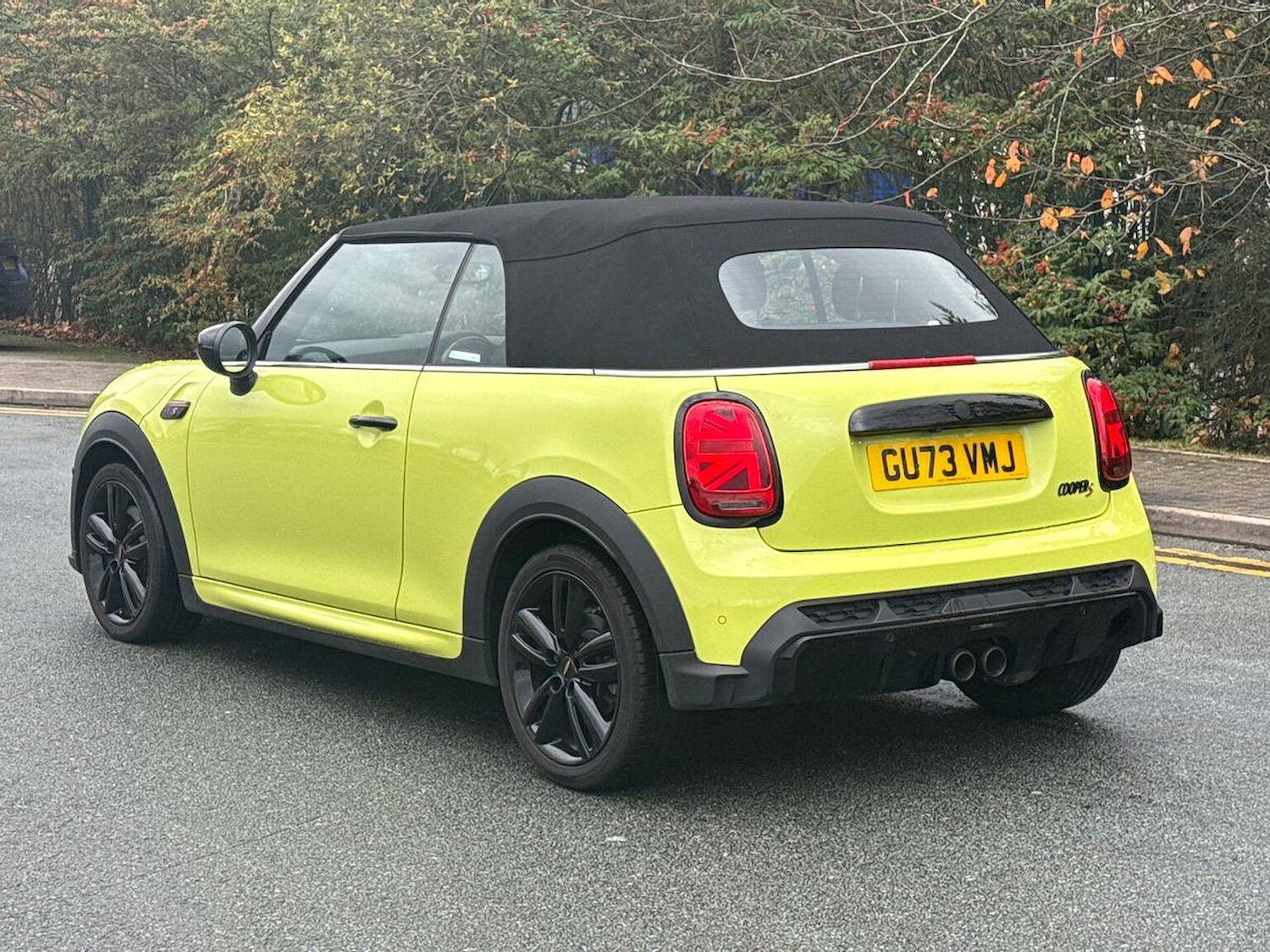 Used MINI Convertible 2023 for sale - 76478169: Photo 2
