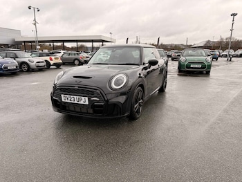 Used MINI Hatch 2023 for sale - 76947022: Photo