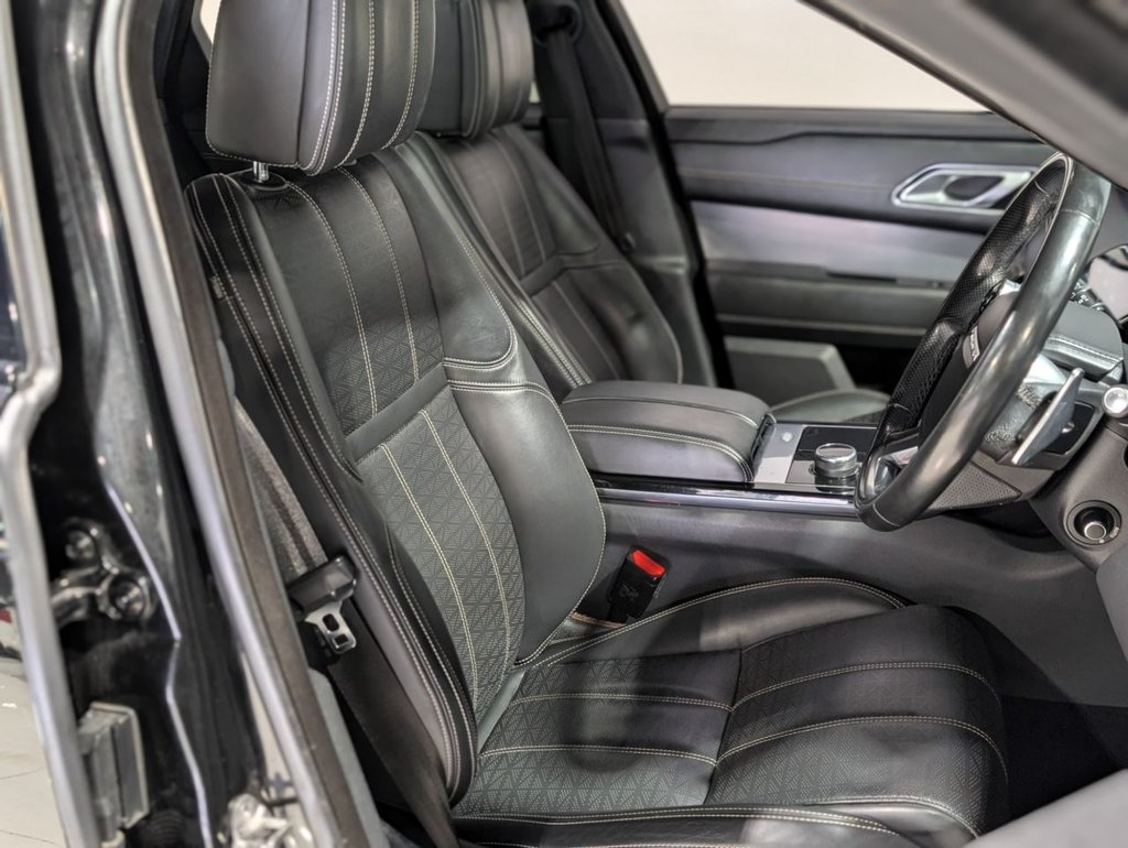 Used Land Rover Range Rover Velar 2017 for sale - 76582045: Photo 12