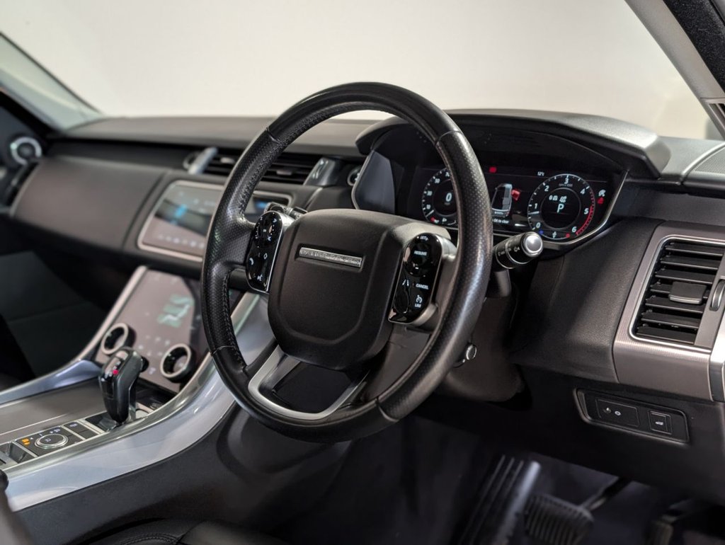 Used Land Rover Range Rover Sport 2019 for sale - 77765286: Photo 11