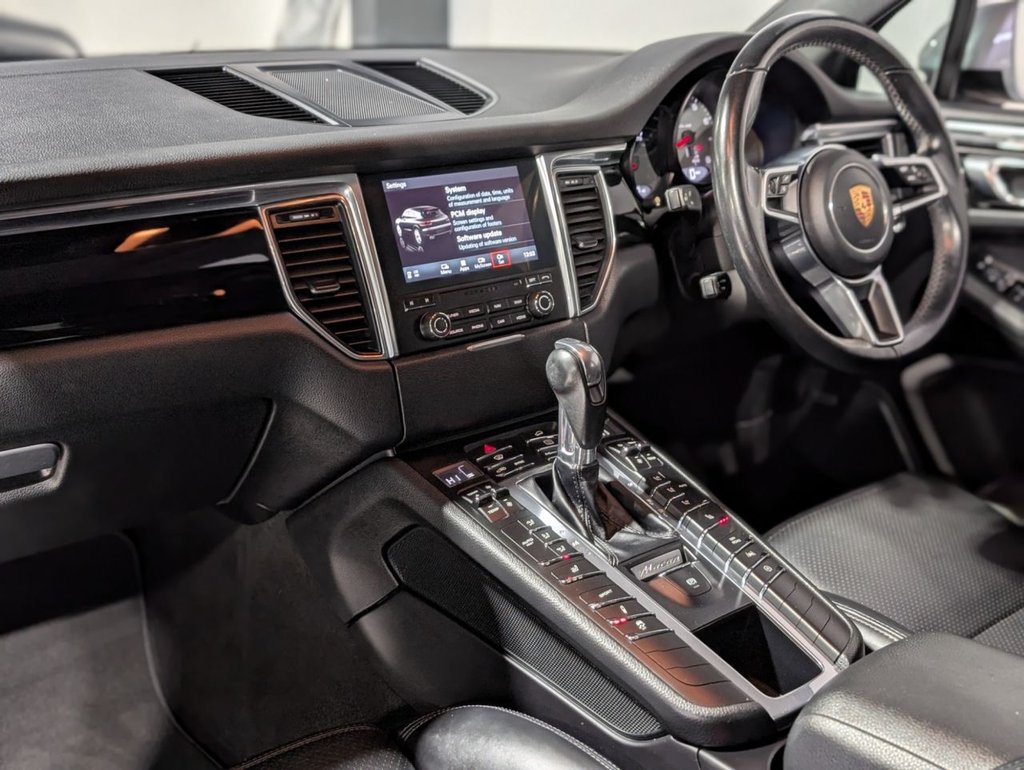 Used Porsche Macan 2018 for sale - 76080785: Photo 14