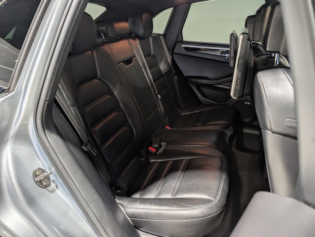 Used Porsche Macan 2018 for sale - 76080785: Photo 16