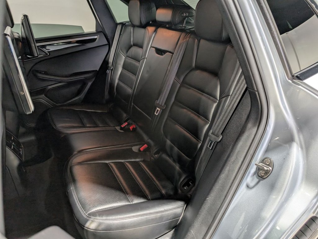 Used Porsche Macan 2018 for sale - 76080785: Photo 21