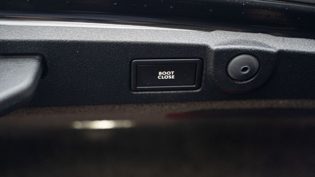 Used Bentley Continental 2011 for sale - 78002640: Photo 22