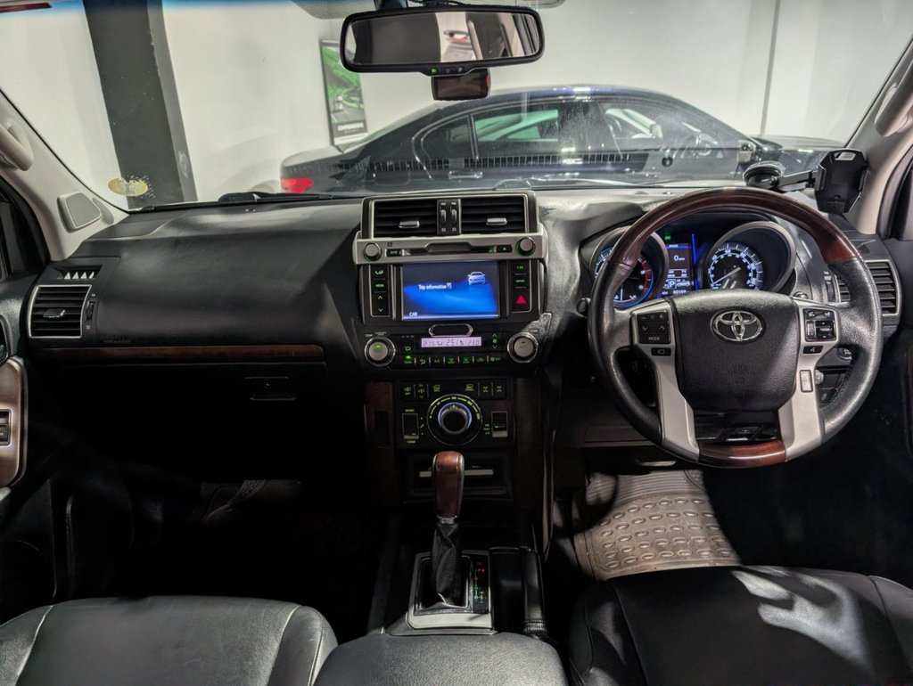 Used Toyota Land Cruiser 2017 for sale - 76698534: Photo 10