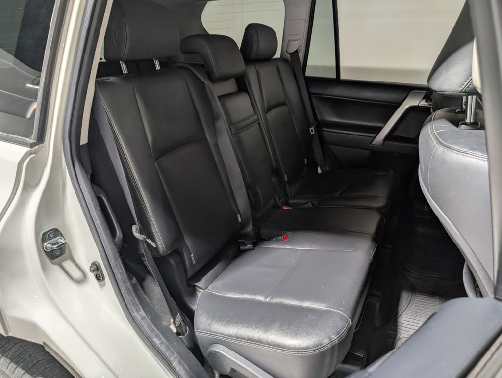 Used Toyota Land Cruiser 2017 for sale - 76698534: Photo 16