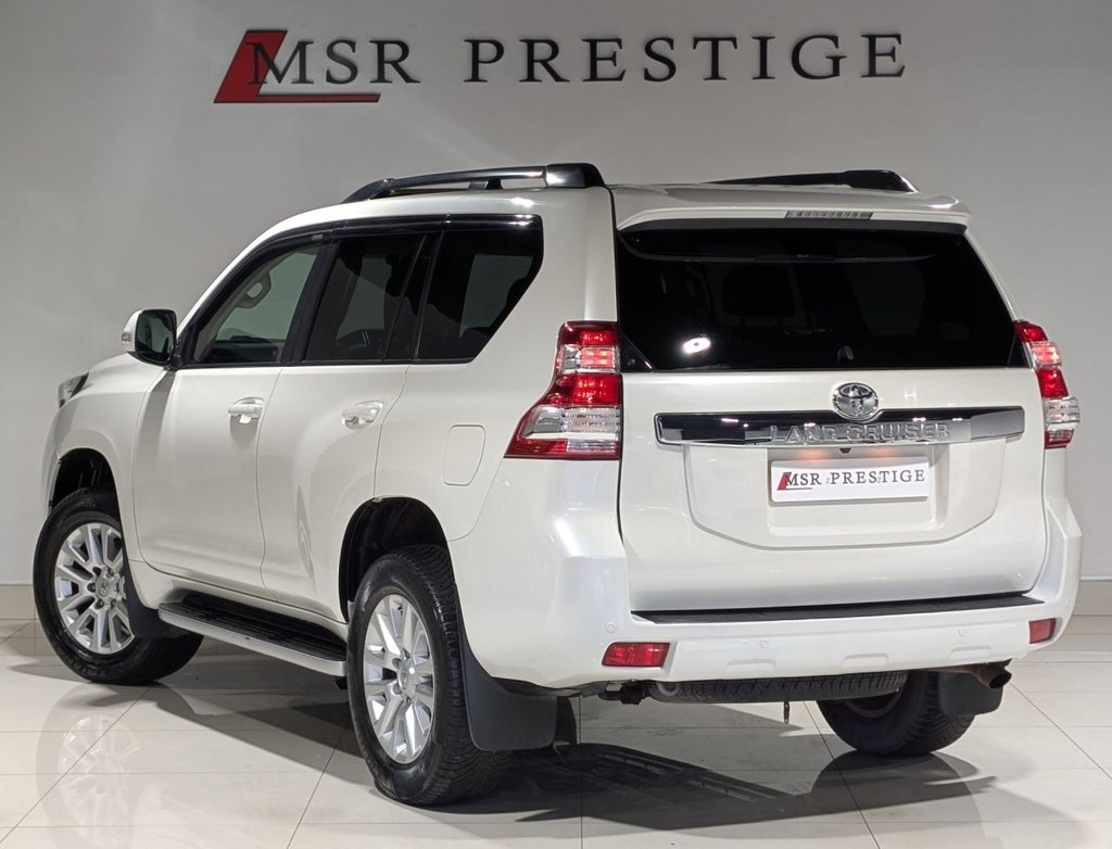 Used Toyota Land Cruiser 2017 for sale - 76698534: Photo 2