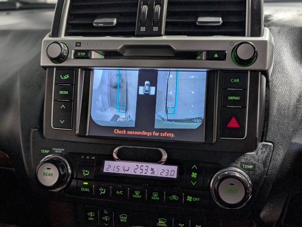 Used Toyota Land Cruiser 2017 for sale - 76698534: Photo 38