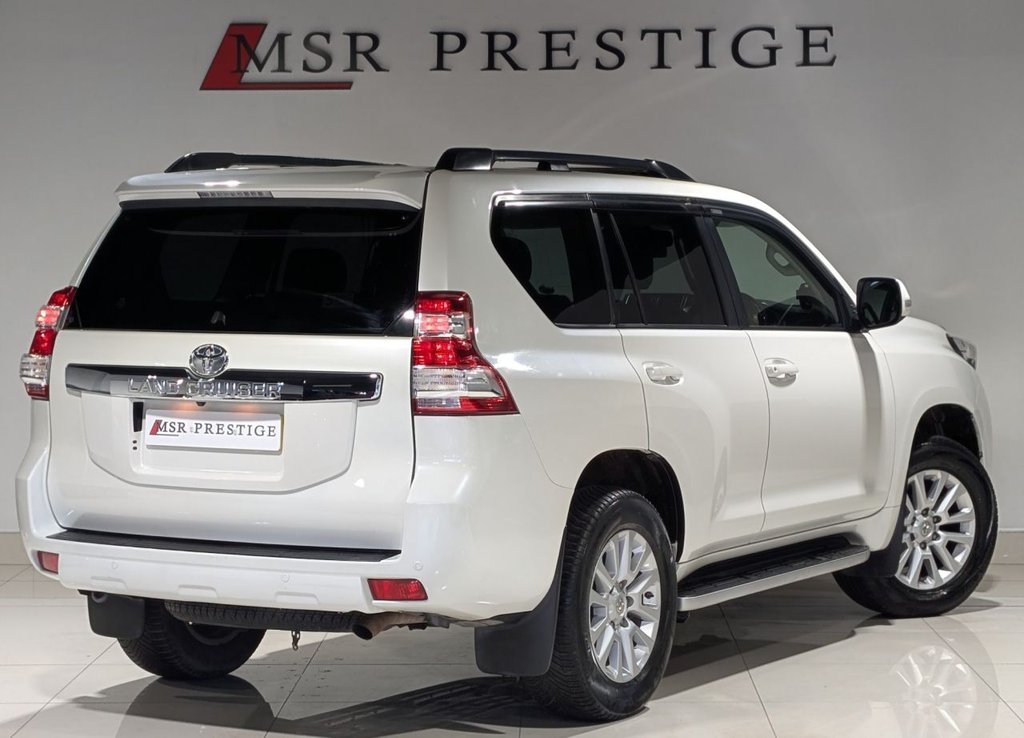 Used Toyota Land Cruiser 2017 for sale - 76698534: Photo 4